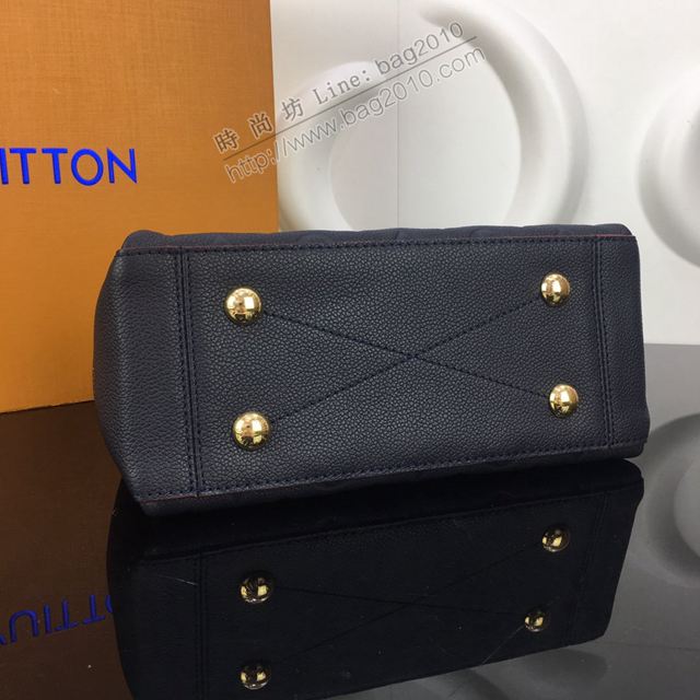 LV包 lv女包 Surene BB手袋 同色Monogram印花 金色鏈式手柄 LV新款鏈條包 LV肩背包  ydh3433